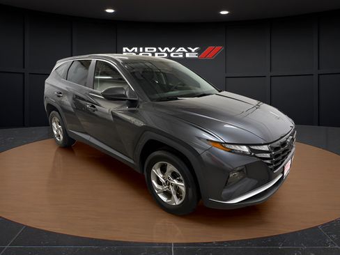 Used 2022 Hyundai Tucson SE AWD/4WD image 1