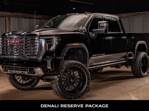 Used 2025 GMC Sierra 2500 Denali w/ Denali Reserve Package image 5
