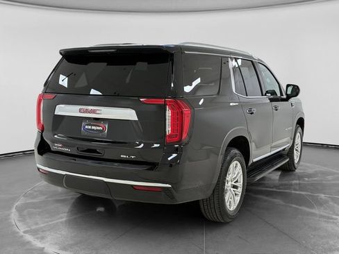 Used 2024 GMC Yukon SLT AWD/4WD image 3