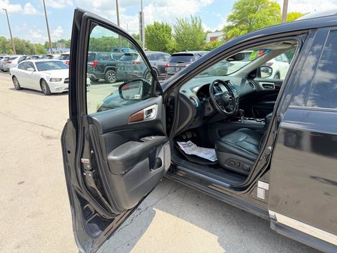 Used 2016 Nissan Pathfinder Platinum AWD/4WD image 15