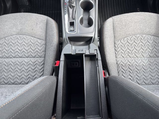 Used 2023 Chevrolet Equinox LT AWD/4WD image 35