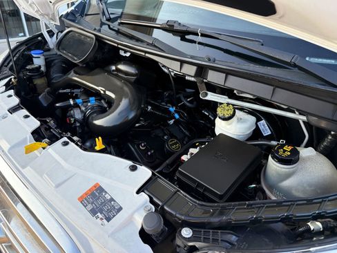 Used 2016 Ford Transit 250 130 Low Roof w/ Exterior Upgrade Package image 47