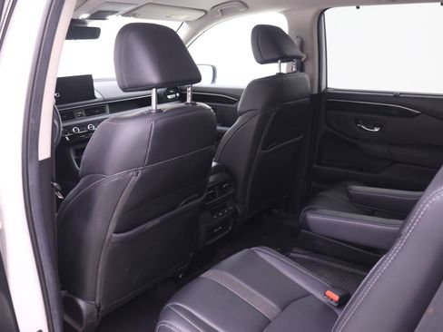Certified 2024 Honda Pilot EX-L image 11