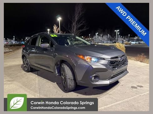 Used 2024 Subaru Crosstrek 2.0i Premium image 1