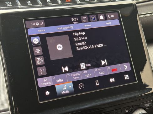 Used 2023 Jeep Grand Cherokee L Laredo RWD image 23