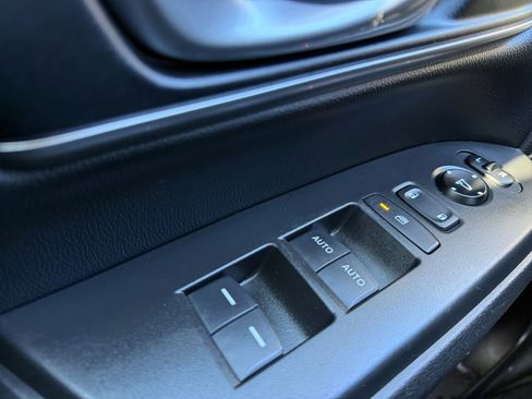 Used 2019 Honda CR-V EX-L image 28