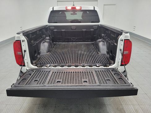 Used 2019 Chevrolet Colorado W/T w/ WT Convenience Package RWD image 29
