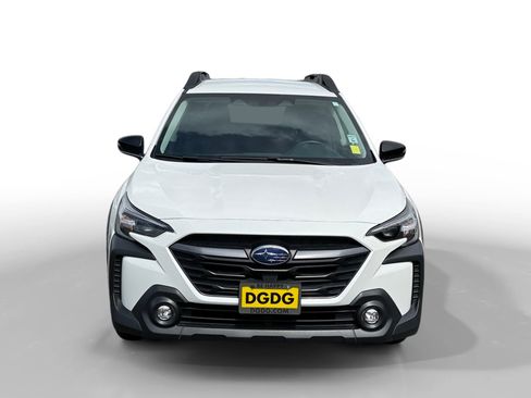 Used 2024 Subaru Outback Premium image 8