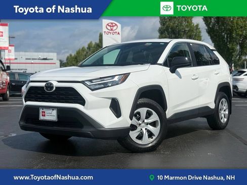 Certified 2024 Toyota RAV4 LE AWD/4WD image 1