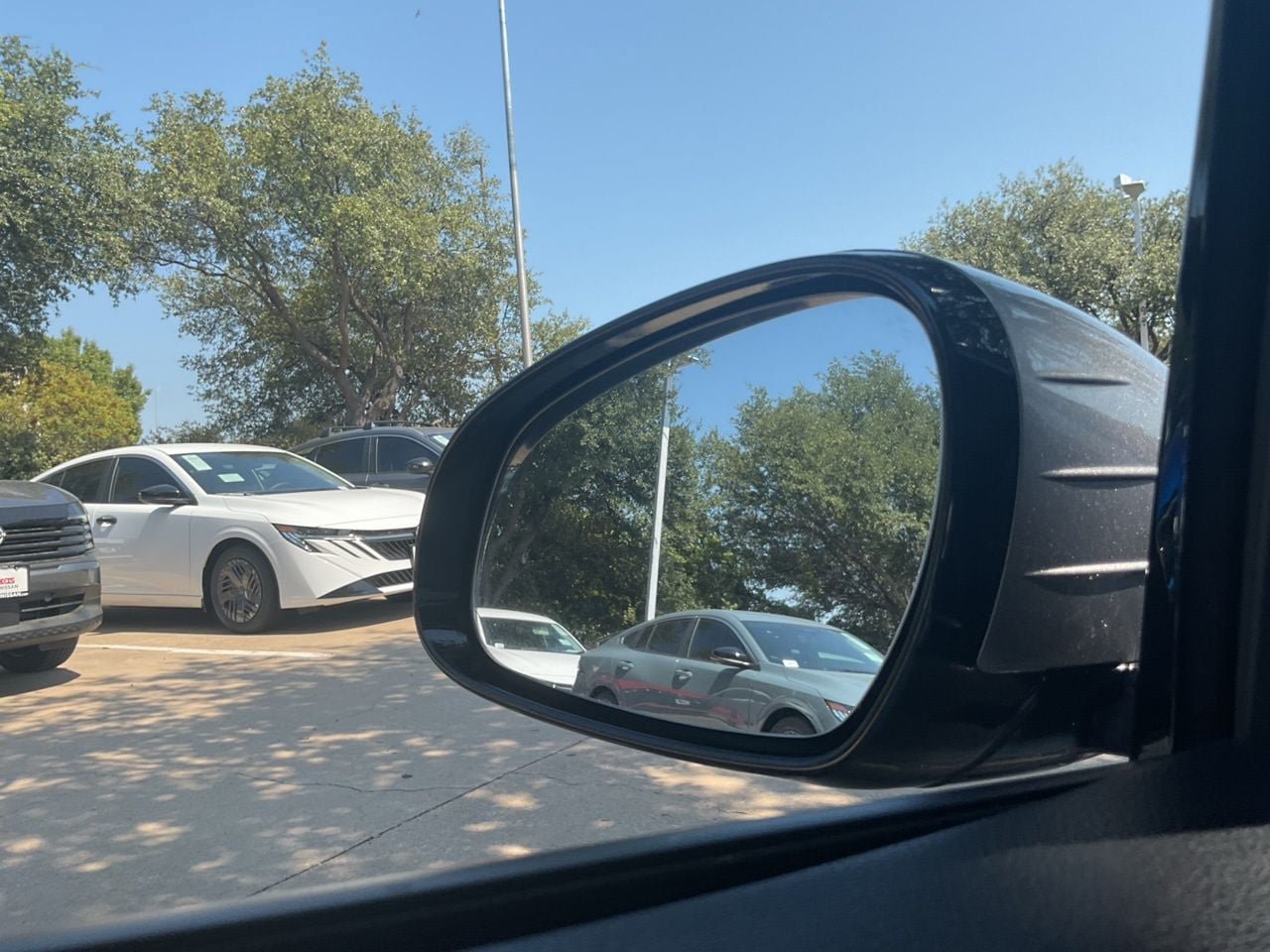 Used 2025 Genesis G70 2.5T RWD image 18