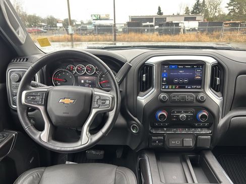 Used 2020 Chevrolet Silverado 3500 LTZ w/ LTZ Convenience Package image 18