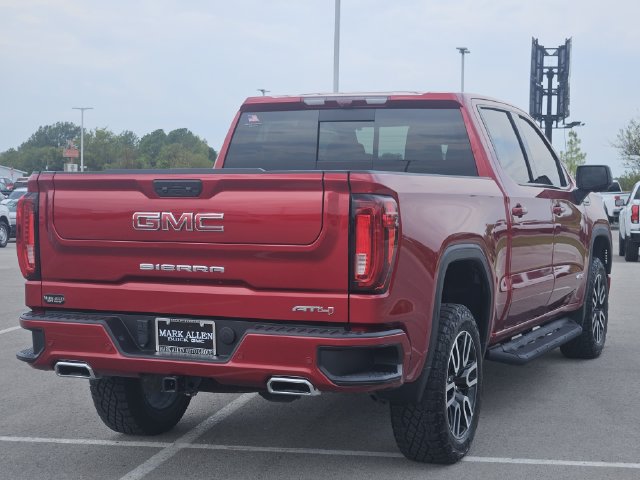 Used 2025 GMC Sierra 1500 AT4 w/ AT4 Premium Package AWD/4WD image 5