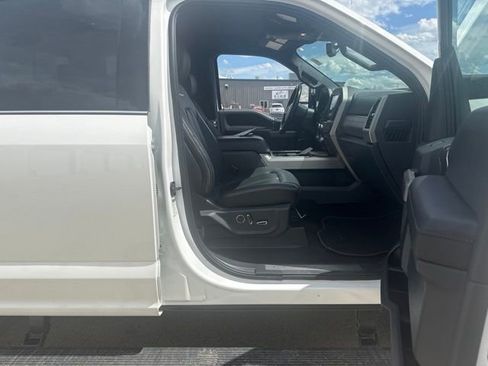 Used 2022 Ford F350 Platinum AWD/4WD image 17
