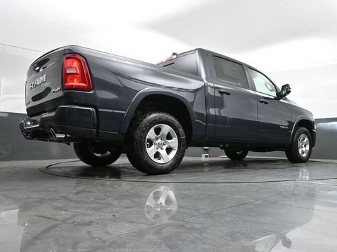 New 2026 RAM 1500 4x4 Crew Cab image 31