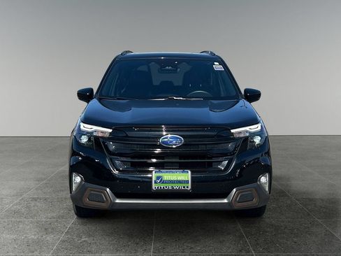 Used 2025 Subaru Forester Sport AWD/4WD image 2
