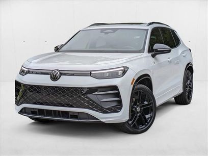 New 2025 Volkswagen Tiguan SE R-Line