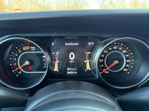 Used 2020 Jeep Wrangler Unlimited Sport image 13