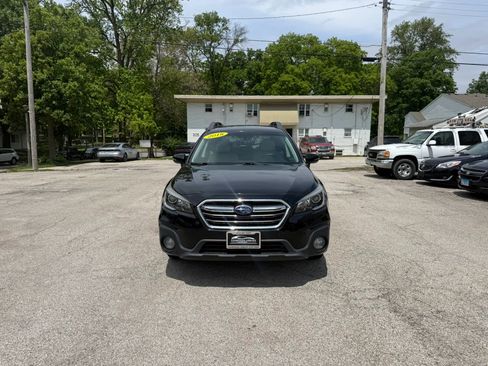 Used 2018 Subaru Outback 2.5i Premium AWD/4WD image 2