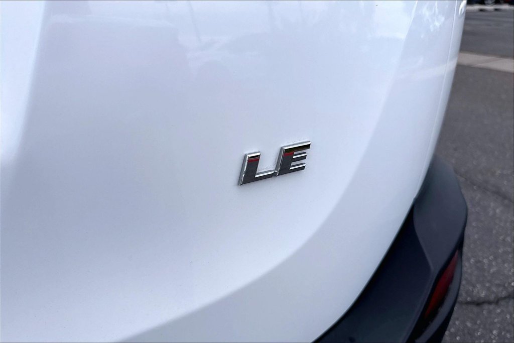 Used 2013 Toyota RAV4 LE FWD image 9