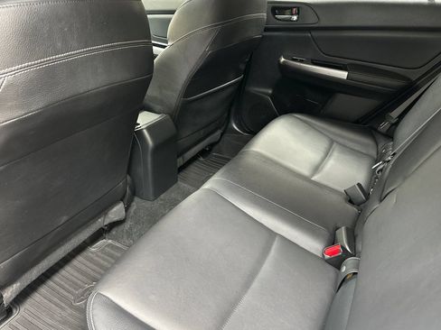 Used 2015 Subaru Crosstrek 2.0i Limited AWD/4WD image 16