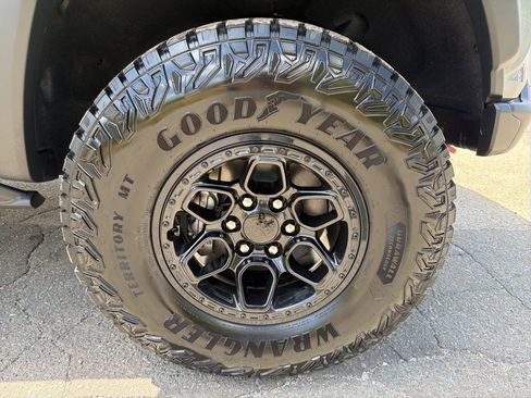 New 2026 Chevrolet Colorado ZR2 w/ ZR2 Bison Edition AWD/4WD image 9