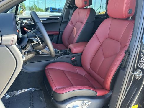New 2026 Porsche Macan Turbo AWD/4WD image 5