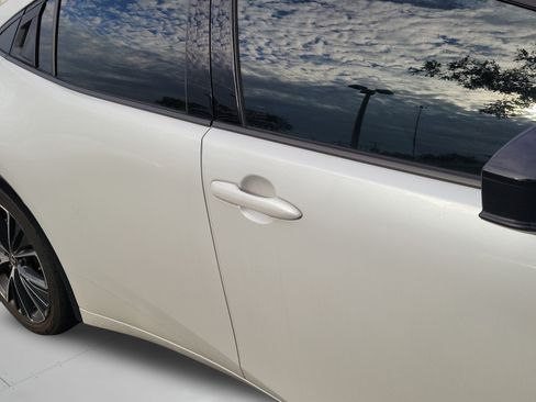 Used 2025 Toyota Prius Limited w/ Limited Premium Package FWD image 18