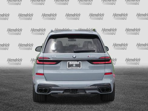 Certified 2025 BMW X7 M60i AWD/4WD image 8