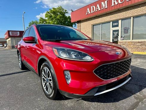 Used 2020 Ford Escape SEL FWD image 2