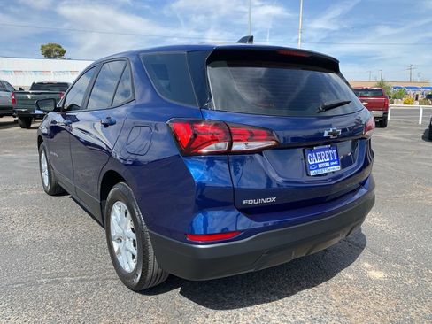 Used 2023 Chevrolet Equinox LS FWD image 14