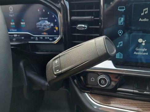 Used 2025 Chevrolet Silverado 1500 LT image 43