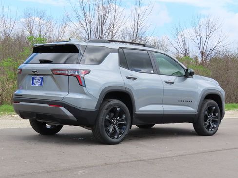 New 2026 Chevrolet Equinox LT w/ Midnight Edition AWD/4WD image 3