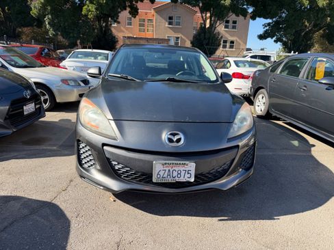 Used 2012 MAZDA MAZDA3 i Touring FWD image 2