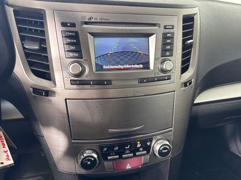 Used 2014 Subaru Outback 2.5i Premium w/ Moonroof Package image 18