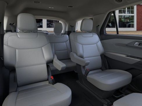 New 2026 Ford Explorer Active AWD/4WD image 11