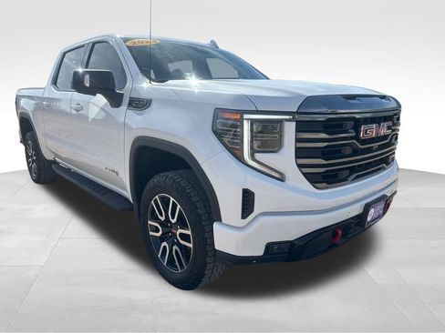 Used 2023 GMC Sierra 1500 AT4 w/ AT4 Premium Package image 9