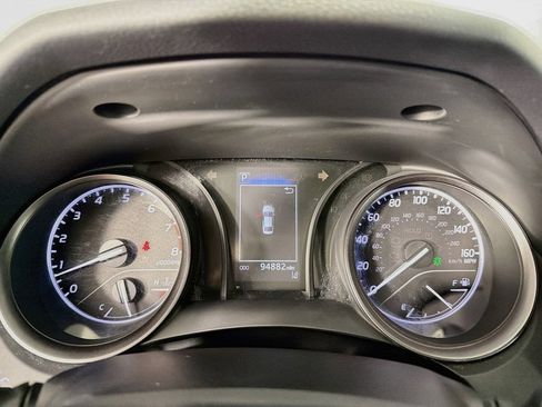 Used 2021 Toyota Camry SE FWD image 17