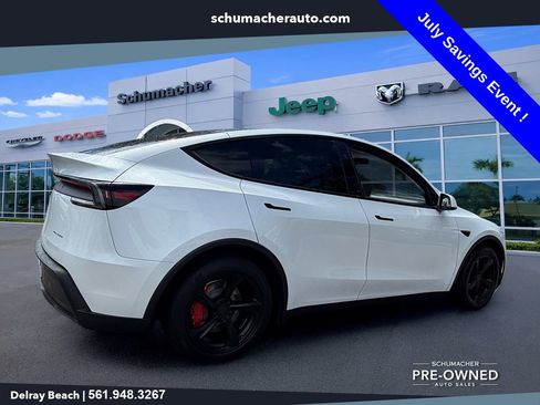 Used 2026 Tesla Model Y AWD image 7