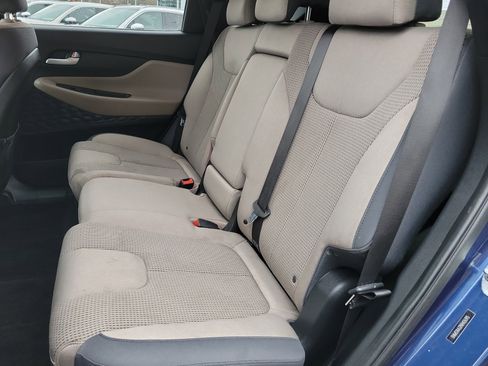 Used 2022 Hyundai Santa Fe SE image 6