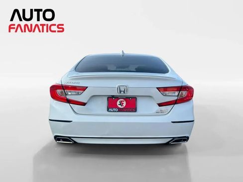 Used 2019 Honda Accord Sport image 4