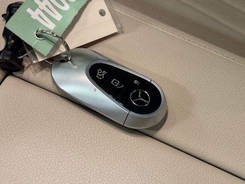 Used 2023 Mercedes-Benz S 500 4MATIC image 42