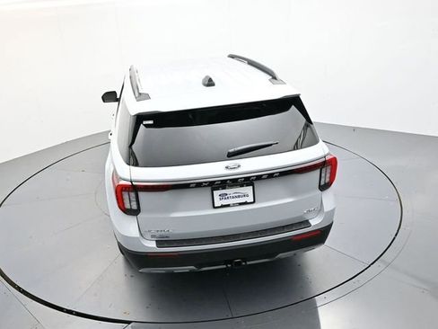 New 2026 Ford Explorer Active w/ Active Comfort Package RWD image 24