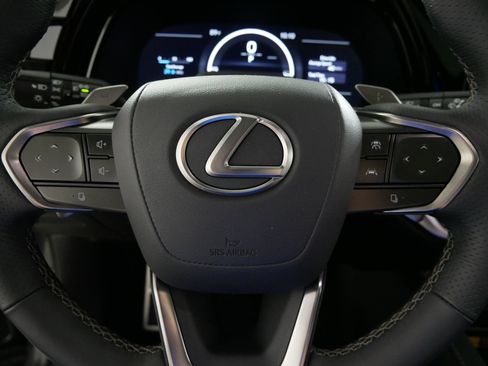 Used 2025 Lexus RX 500h F Sport w/ Convenience Package AWD/4WD image 25