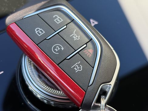 New 2026 Cadillac Escalade ESV V image 30