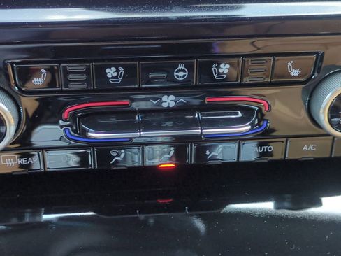 Used 2025 Jeep Grand Cherokee Summit image 27