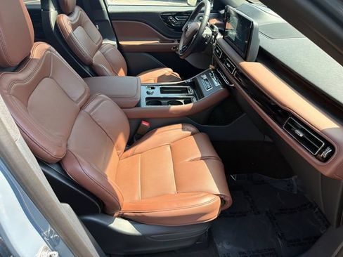 New 2026 Lincoln Aviator Reserve AWD/4WD image 13