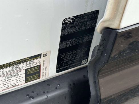 Used 2021 Land Rover Defender 110 X-Dynamic SE image 20