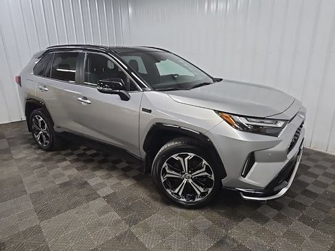 Used 2023 Toyota RAV4 XSE w/ Premium Package AWD/4WD image 7