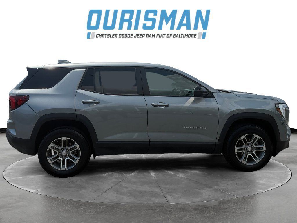 Used 2025 GMC Terrain Elevation AWD/4WD image 7