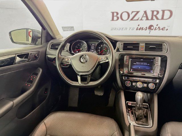 Used 2017 Volkswagen Jetta SEL FWD image 26